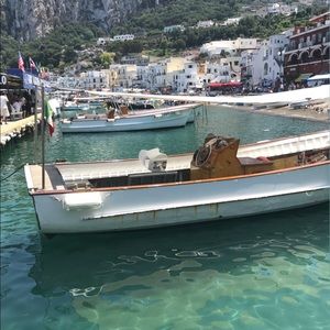 Meet your Posher, Annie grace